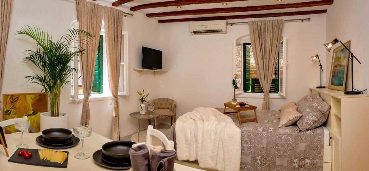 Charming Old Town Apartment Pjaca Spalato Esterno foto