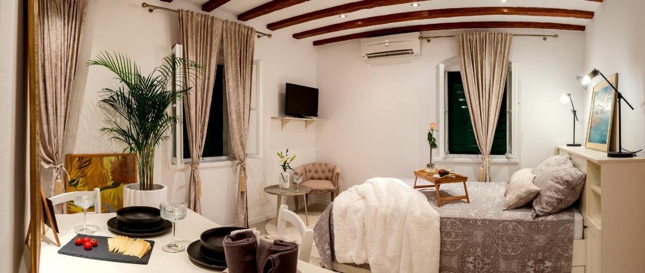 Charming Old Town Apartment Pjaca Spalato Esterno foto