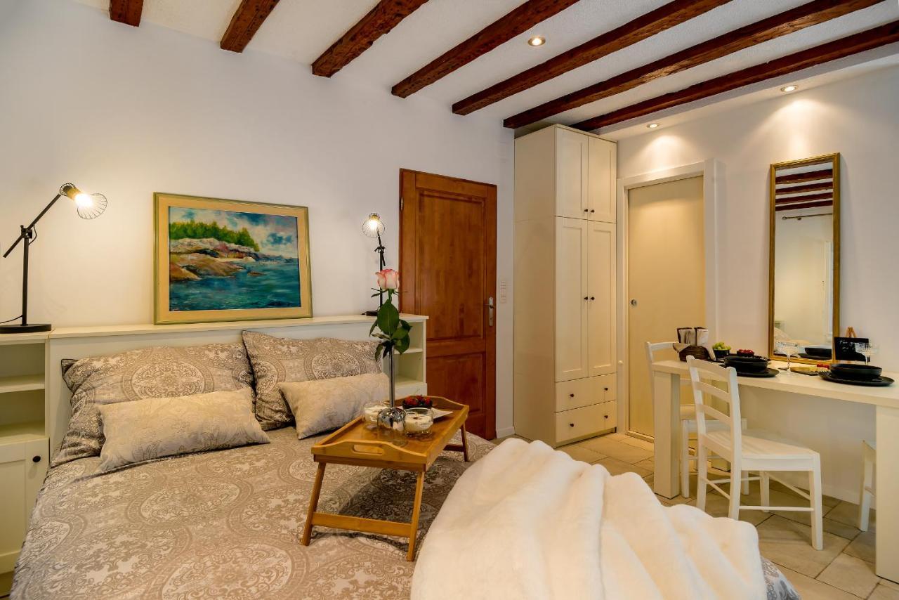 Charming Old Town Apartment Pjaca Spalato Esterno foto